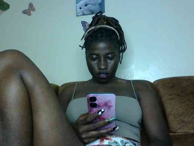 Slutybitch1 webcam