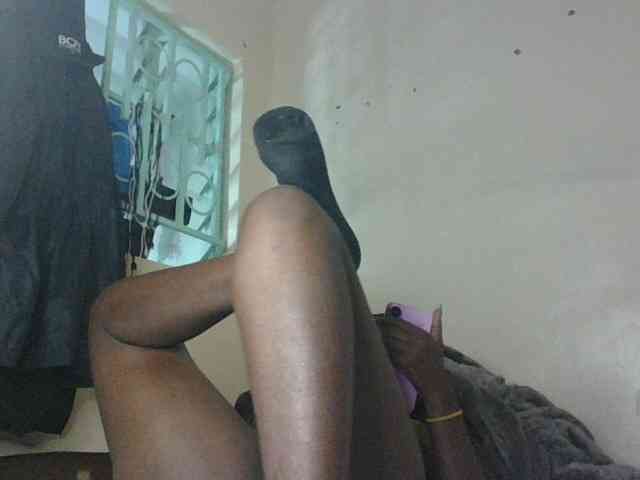 Slutybitch1 webcam