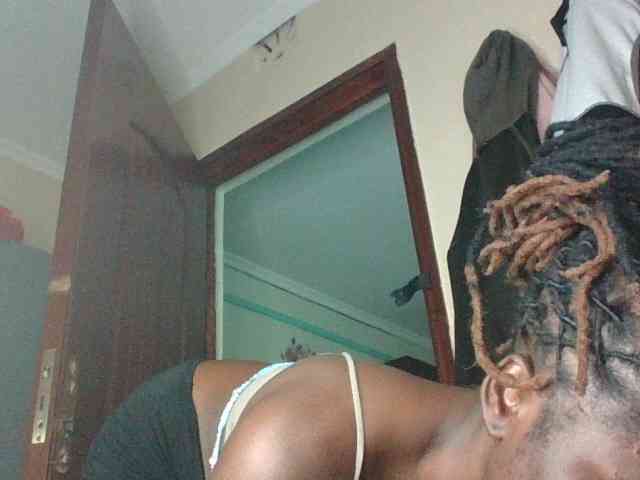 Slutybitch1 webcam