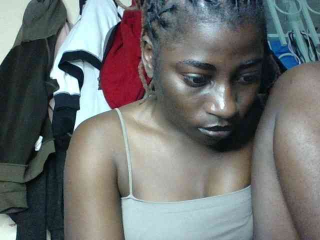 Slutybitch1 webcam