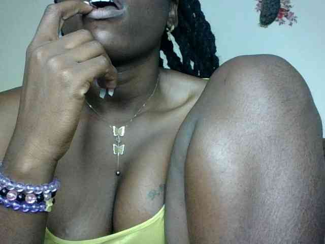 Slutybitch1 webcam