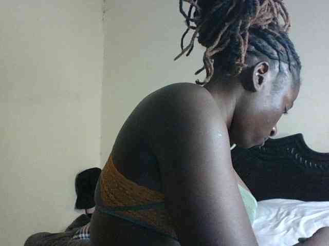 Slutybitch1 webcam