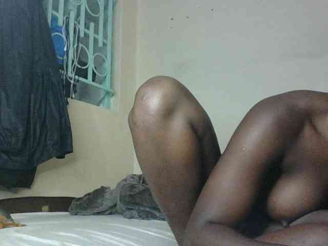 Slutybitch1 webcam