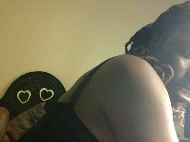 Slutybitch1 webcam