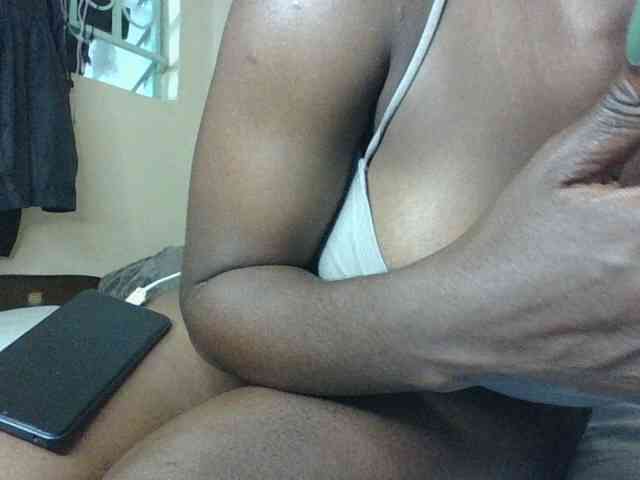Slutybitch1 webcam