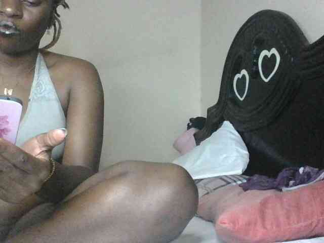 Slutybitch1 webcam