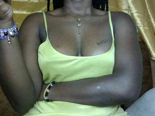 Slutybitch1 webcam