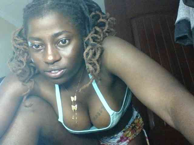 Slutybitch1 webcam