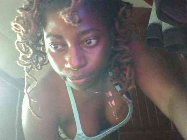 Slutybitch1 webcam