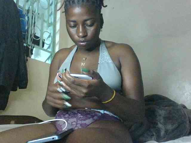 Slutybitch1 webcam