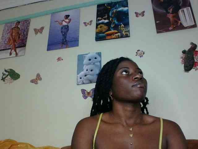 Slutybitch1 webcam