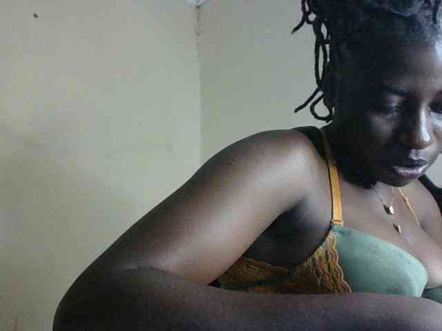 Slutybitch1 webcam