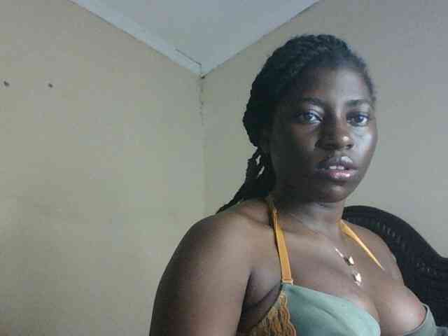 Slutybitch1 webcam