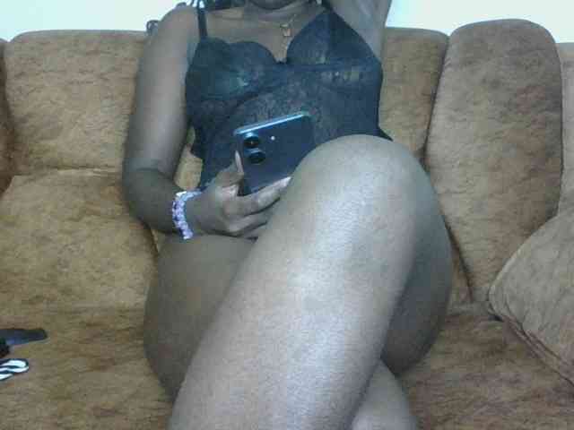 Slutybitch1 webcam