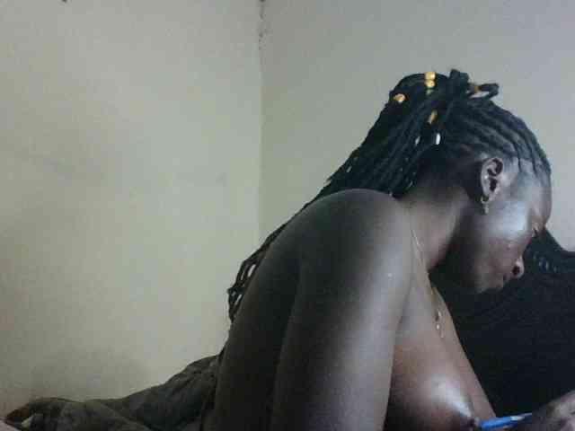 Slutybitch1 webcam