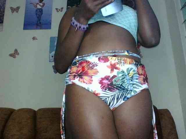 Slutybitch1 webcam
