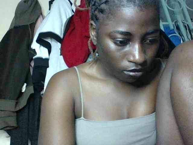 Slutybitch1 webcam