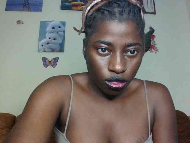 Slutybitch1 webcam