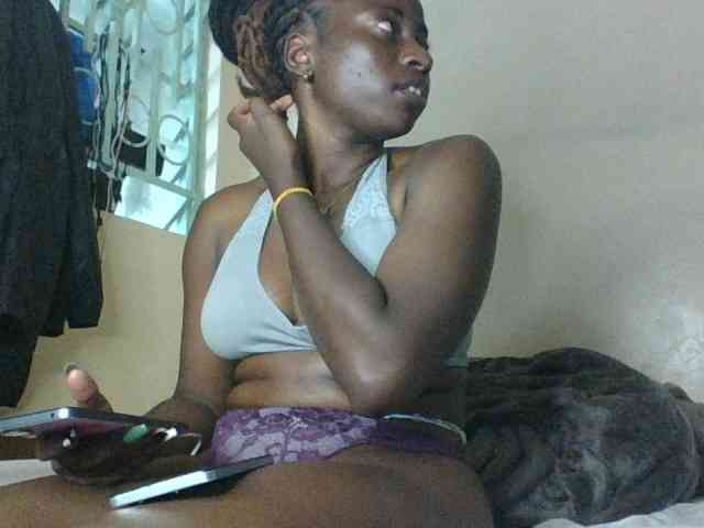 Slutybitch1 webcam