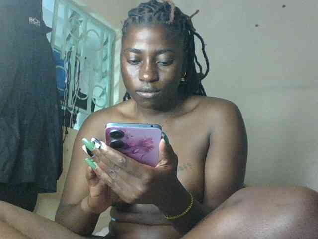 Slutybitch1 webcam