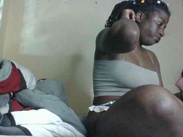 Slutybitch1 webcam