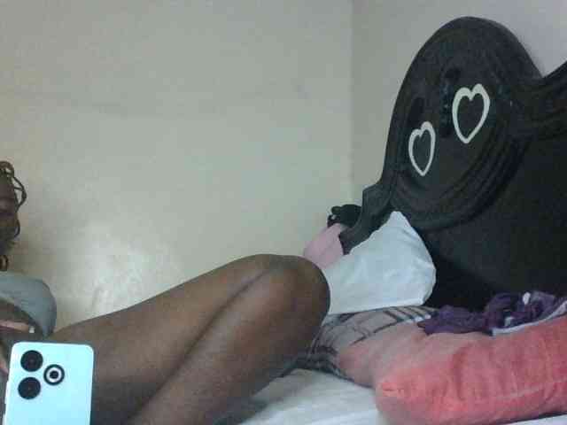 Slutybitch1 webcam