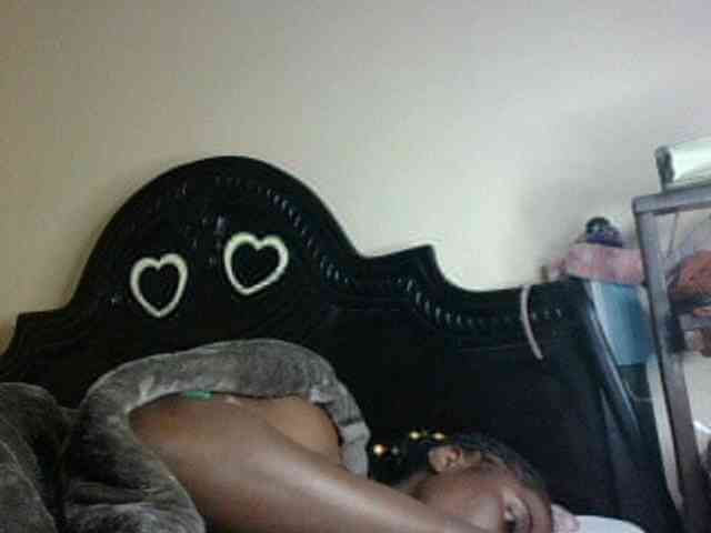 Slutybitch1 webcam