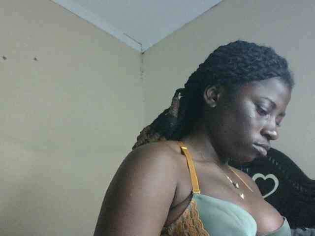 Slutybitch1 webcam