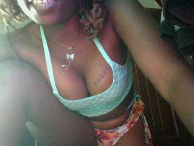 Slutybitch1 webcam