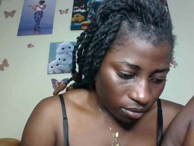 Slutybitch1 webcam