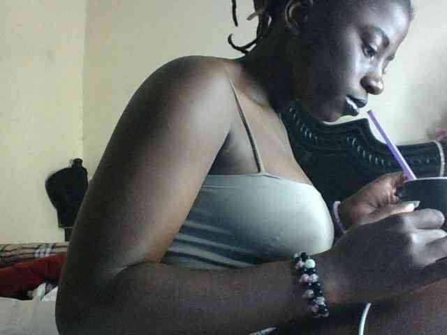 Slutybitch1 webcam
