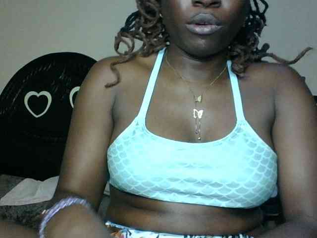 Slutybitch1 webcam