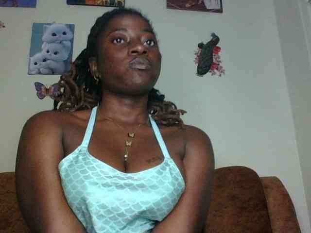 Slutybitch1 webcam