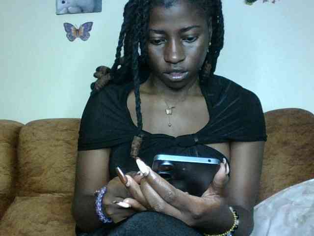 Slutybitch1 webcam