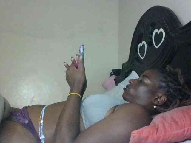 Slutybitch1 webcam