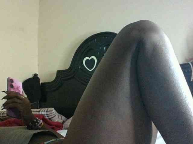 Slutybitch1 webcam