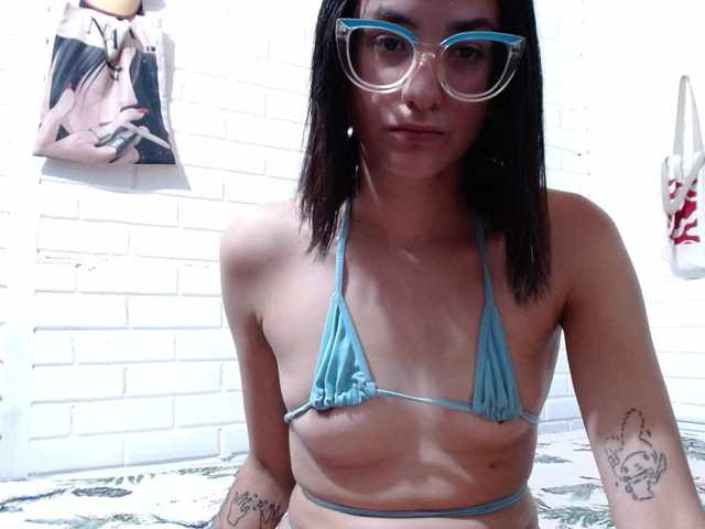 crystalstonee1 live cam