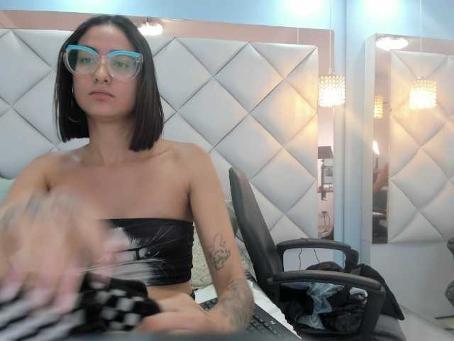 crystalstonee1