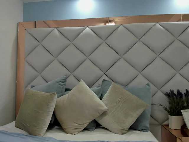crystalstonee1