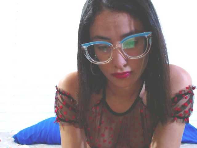 crystalstonee1 live cam on BongaCams