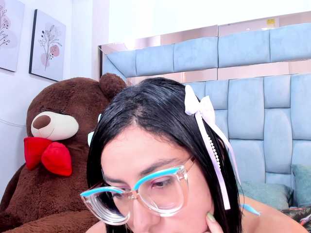 crystalstonee1 live cam on BongaCams