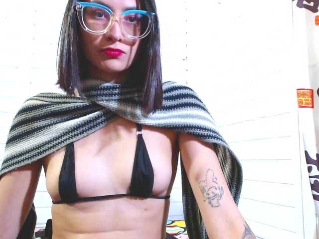 crystalstonee1
