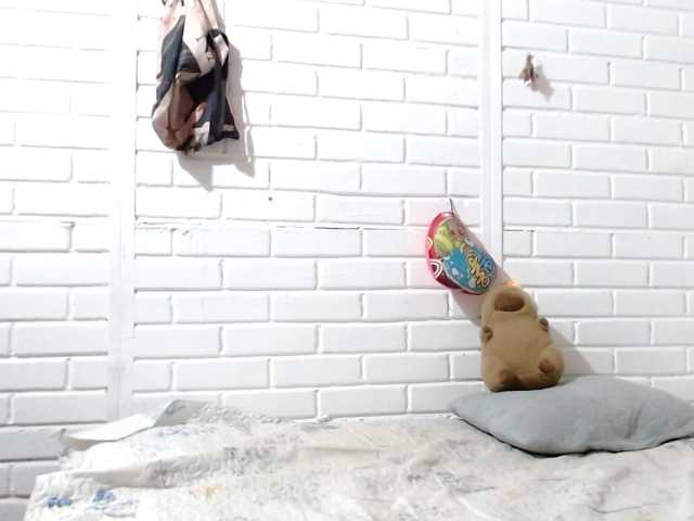crystalstonee1 live cam on BongaCams