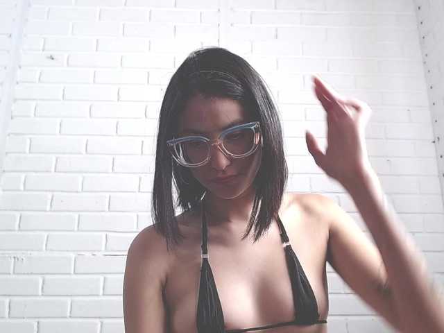 crystalstonee1 live cam on BongaCams