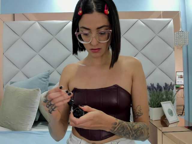 crystalstonee1