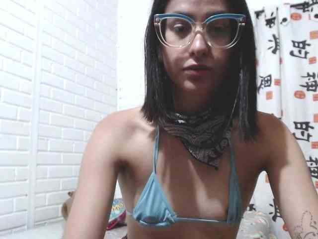 crystalstonee1 webcam