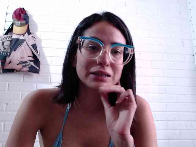 crystalstonee1 webcam