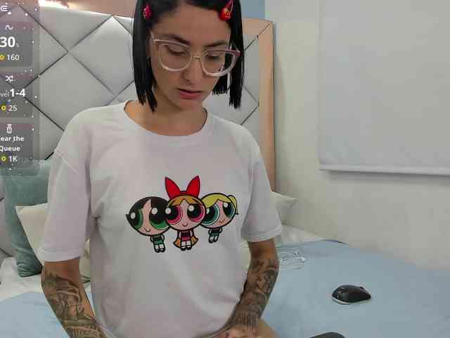 crystalstonee1 webcam