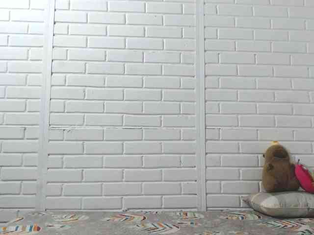 crystalstonee1 webcam