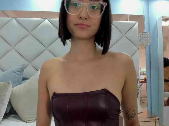 crystalstonee1